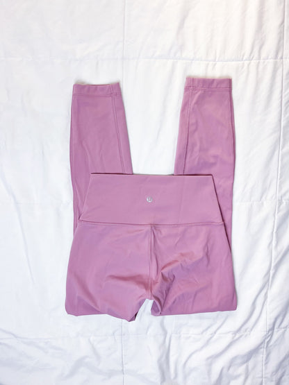 Size 4 Light Purple Wunder Under 25" flaw