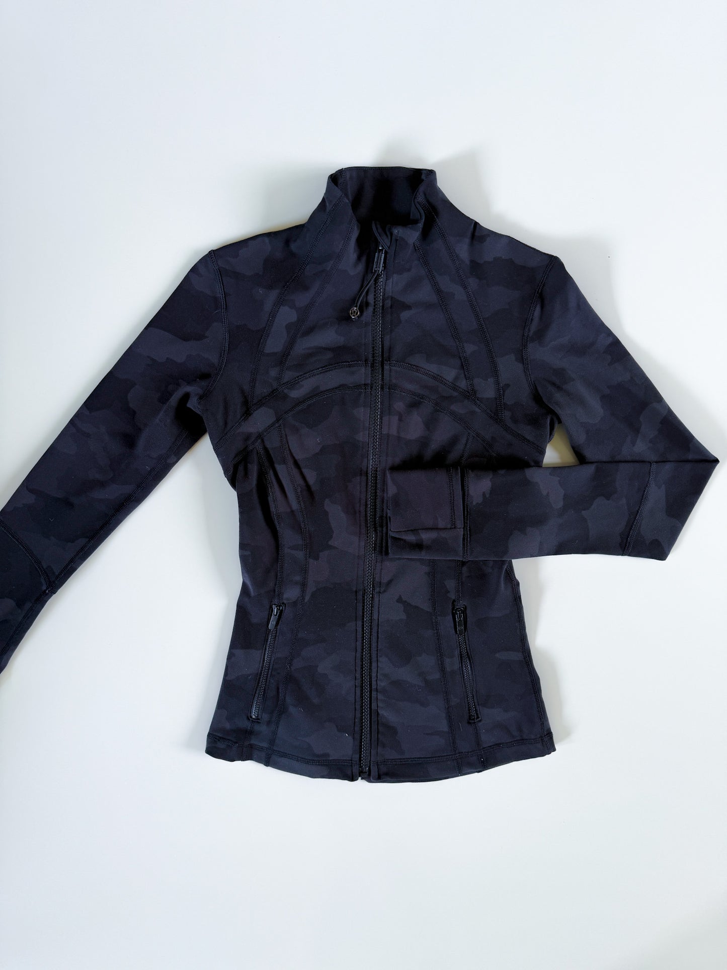 Size 2 Black Camo Define Jacket