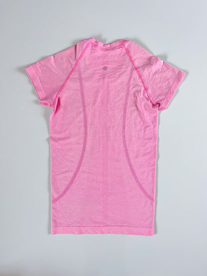 Size 4,8 Pink Swiftly Tech Short Sleeve 2.0