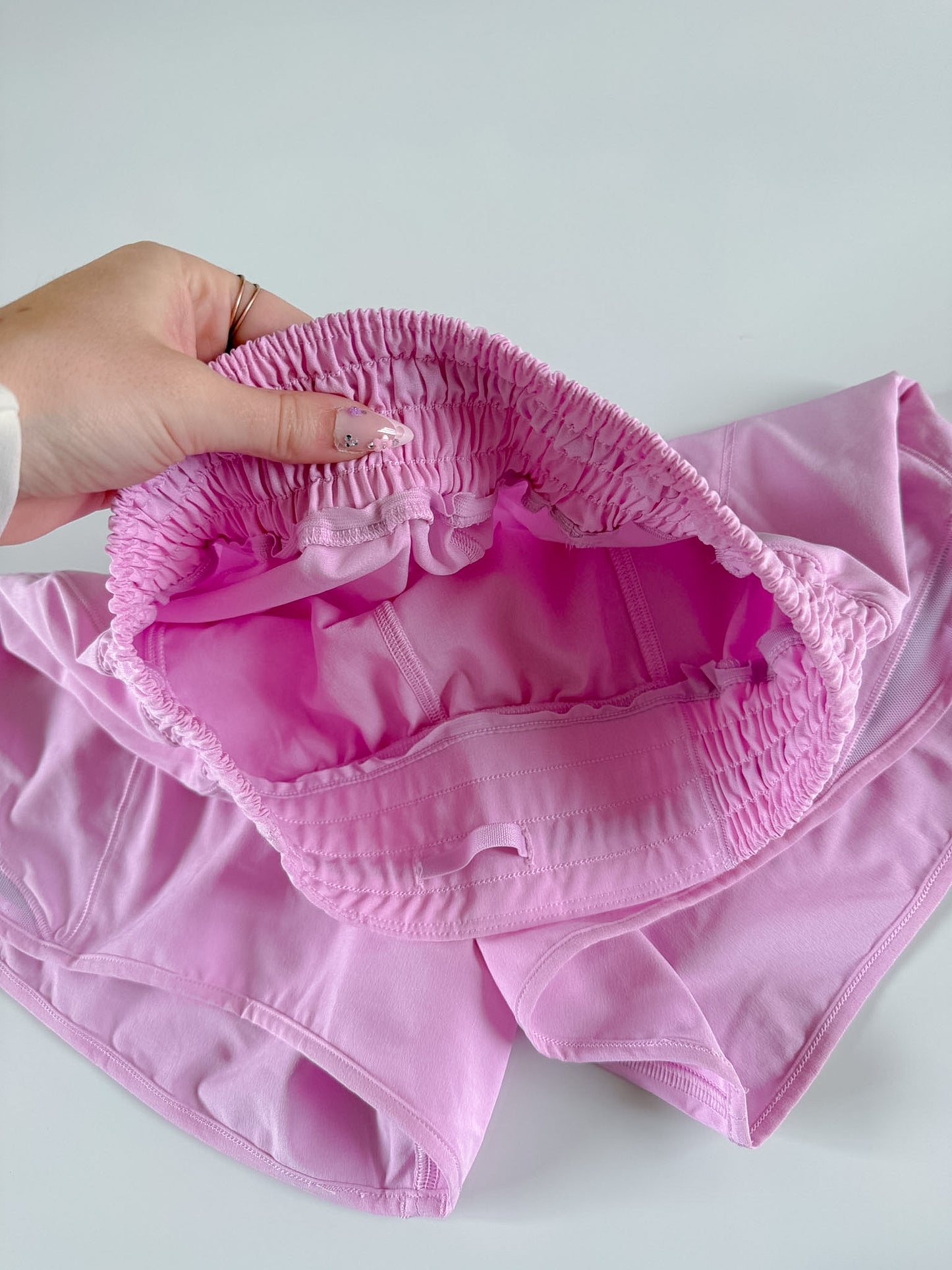 Size 2 HIGHRISE Vita Pink Hotty Hot 4" No liner