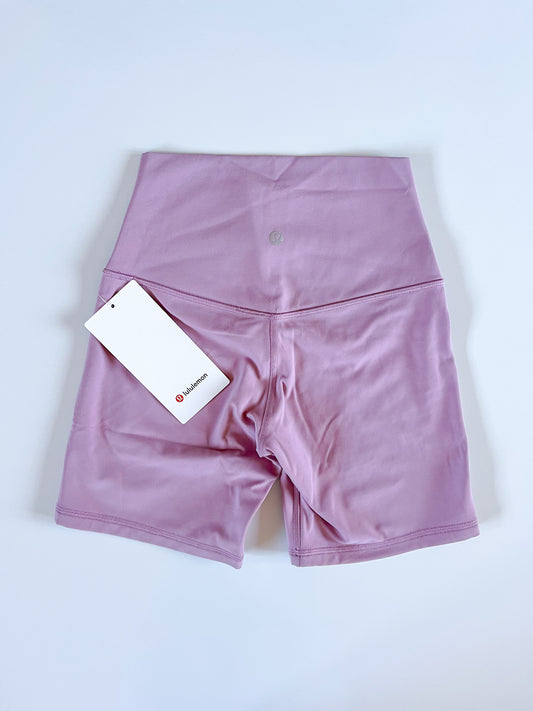 Size 4 NWT Rose Blush Align Short 6"