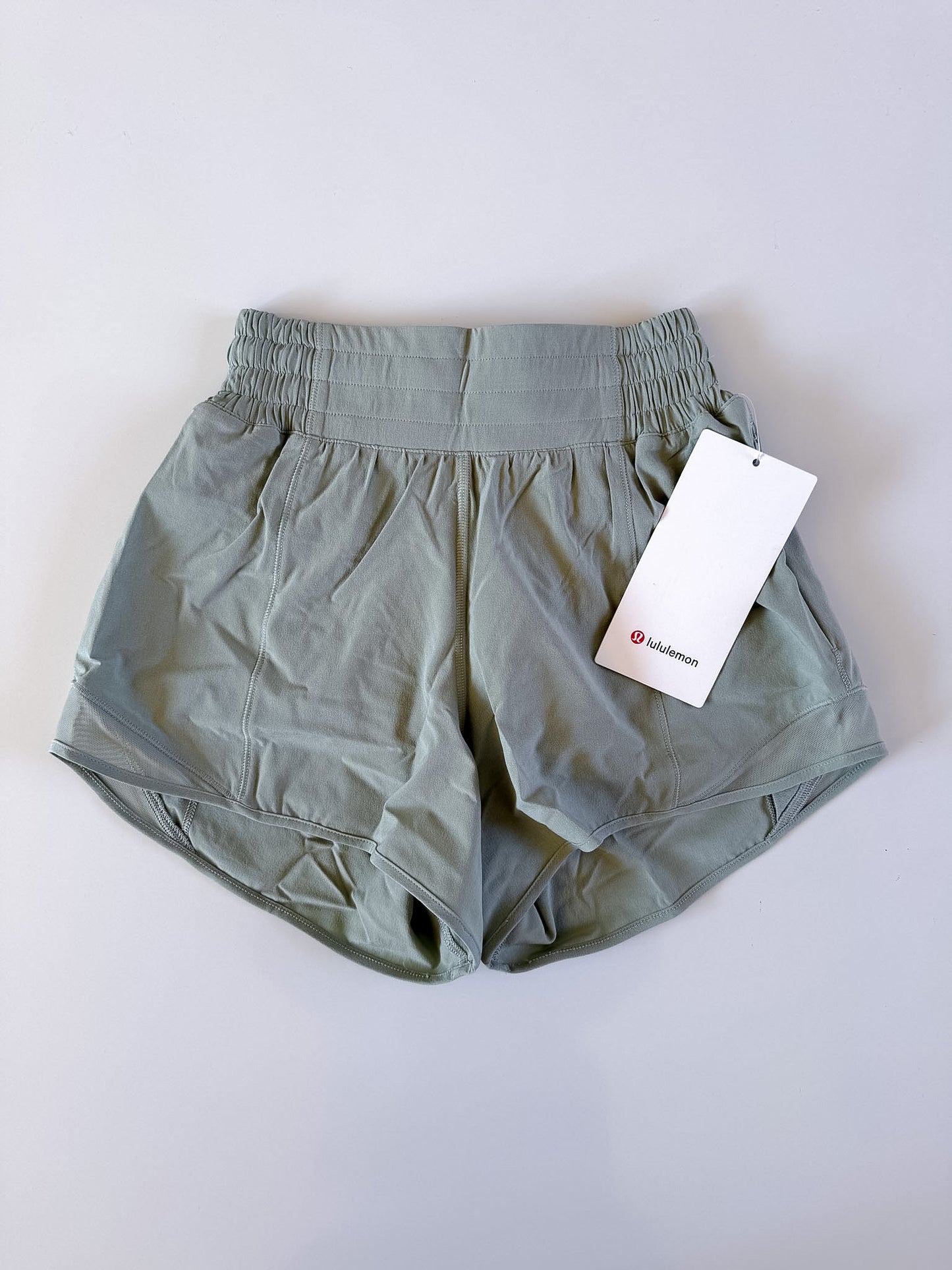 Size 0 NWT Fog Green Hotty Hot 4"