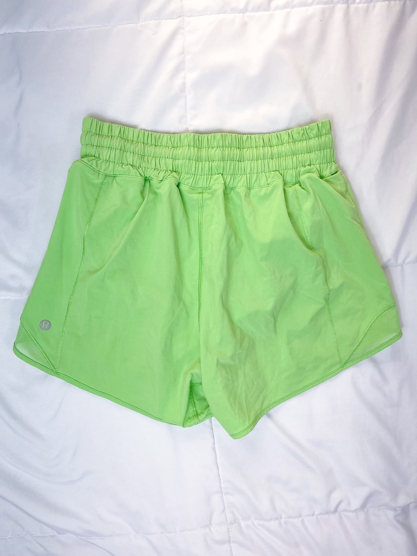 Size 2 HIGHRISE RARE Scream Green Hotty Hot 4"