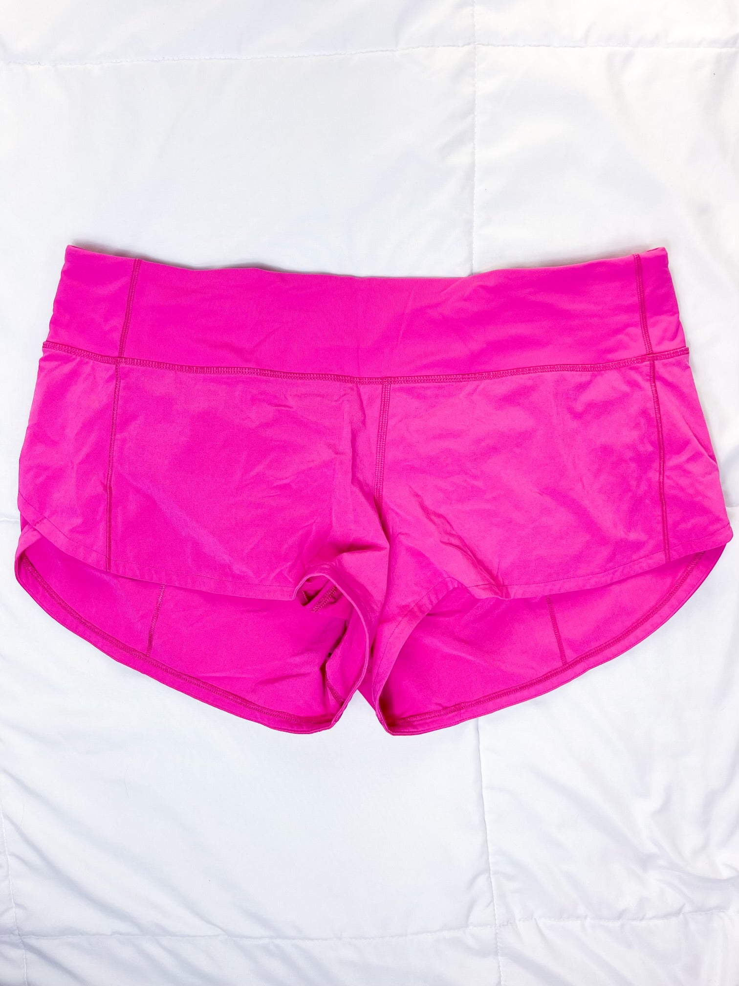 Lululemon offers speed up shorts sonic pink