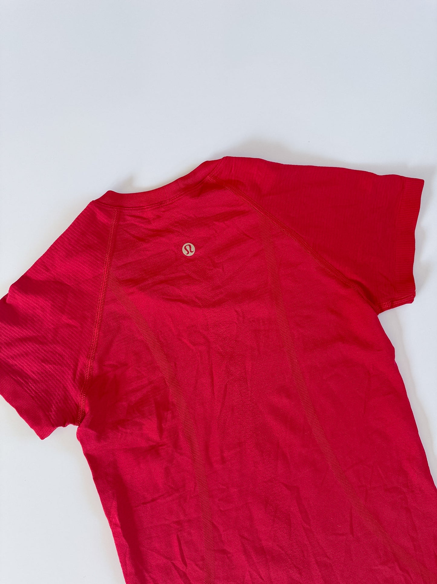 Size 4 RARE Red/GOLD logo Swiftly Tech Short Sleeve 2.0