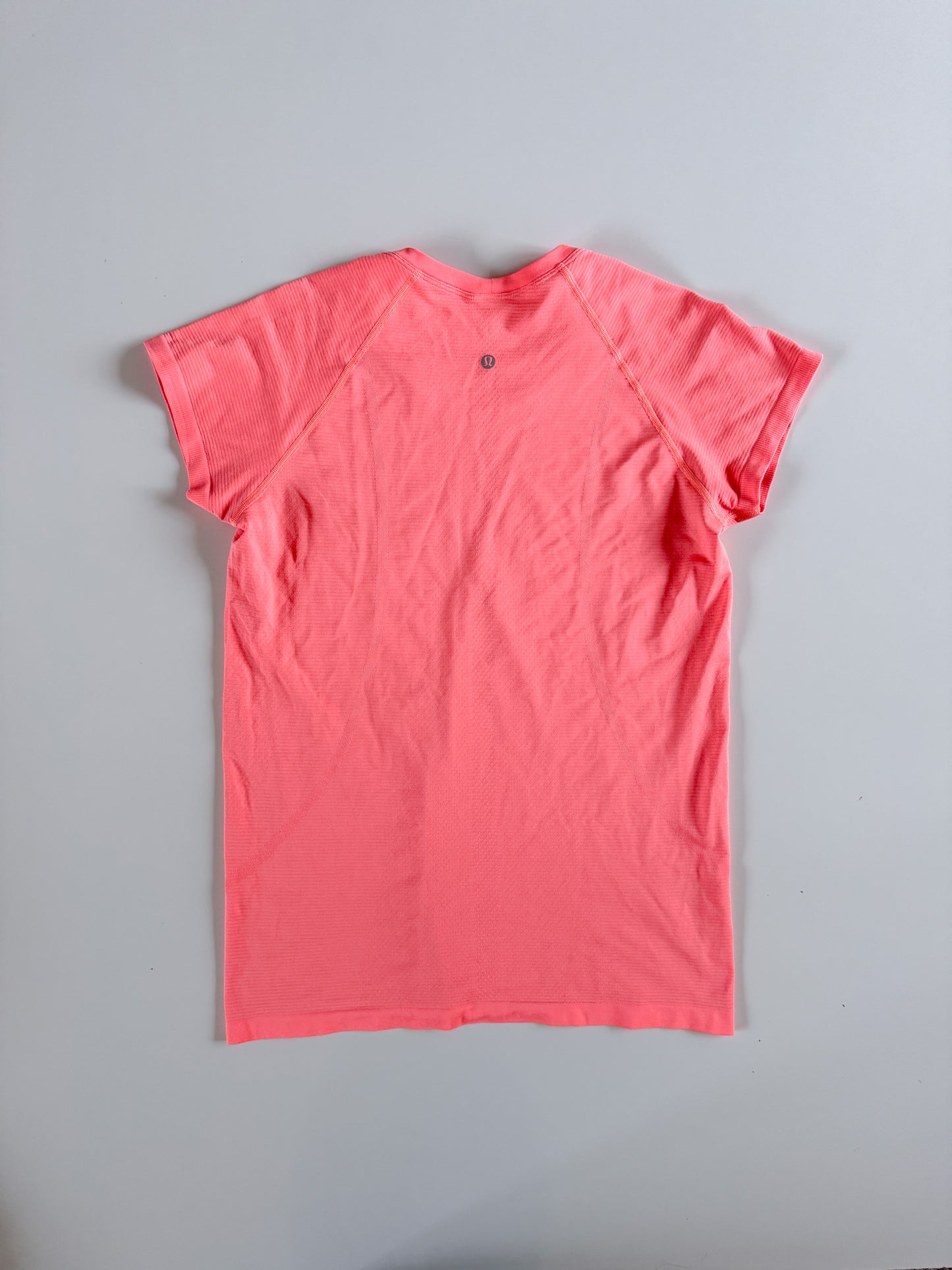 Size 12 Sunset Swiftly Tech Short Sleeve 2.0