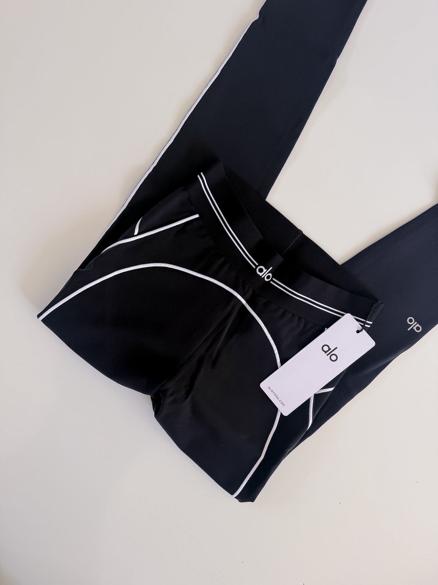 XXS NWT Black AIo Heart Throb Pant