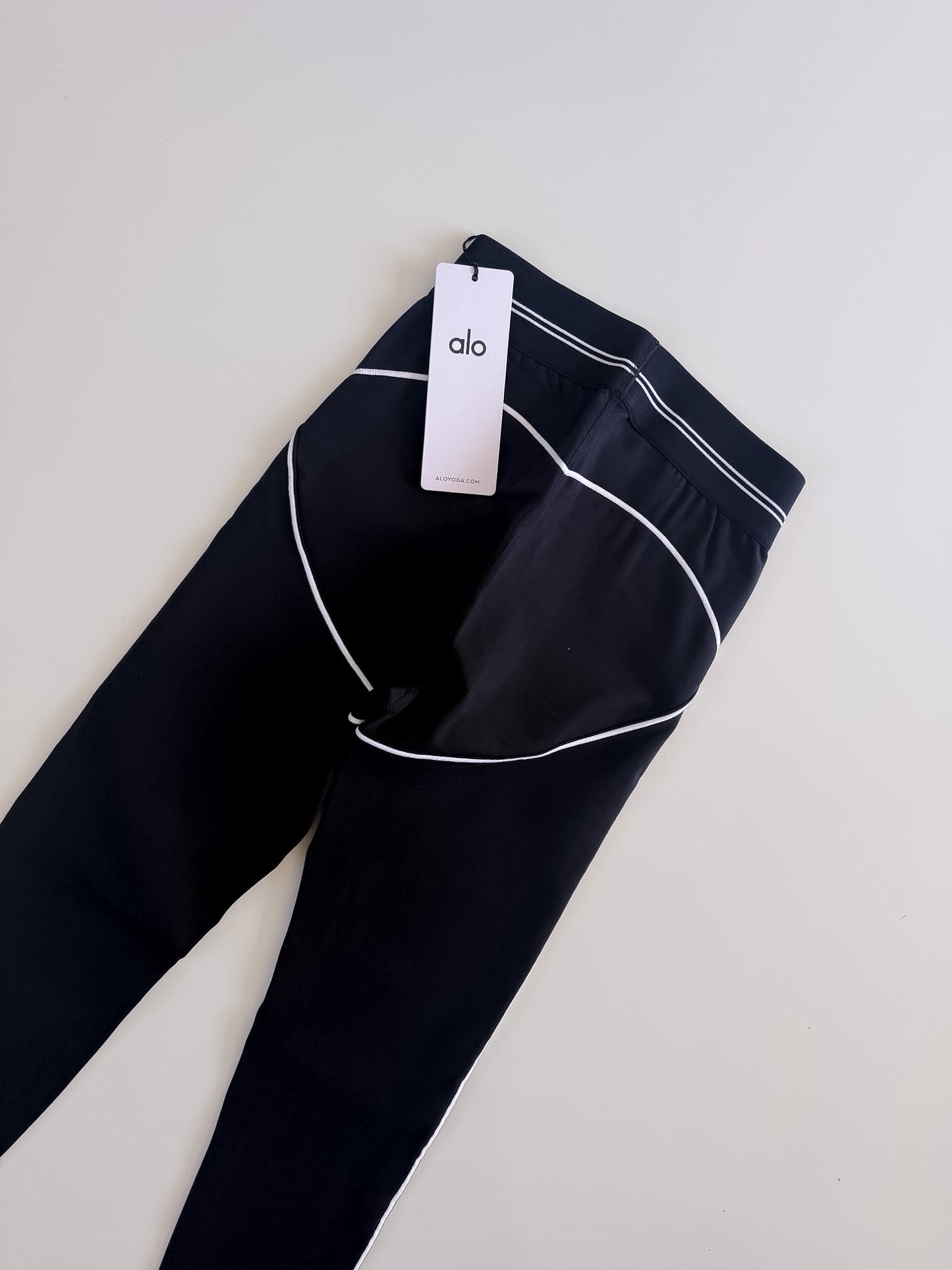 XXS NWT Black AIo Heart Throb Pant