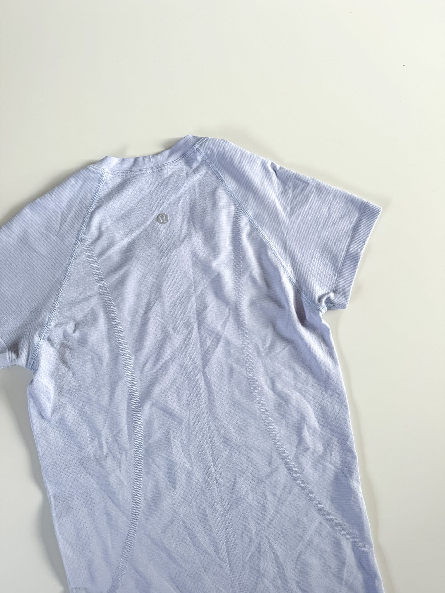 Size 4 Serene Blue Swiftly Tech Short Sleeve 2.0