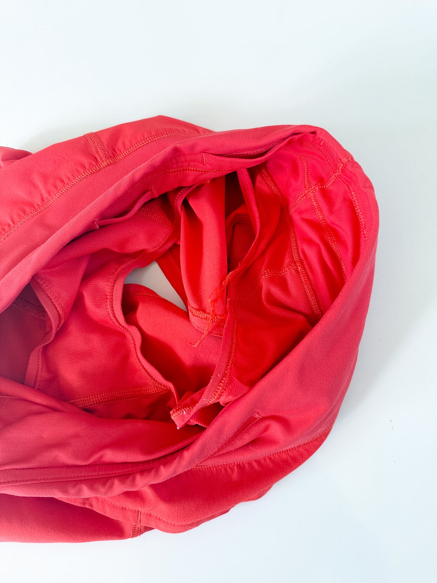 Size 4 Carnation Red Speed Up description