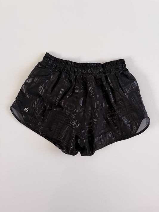 Size 4 Black Graphic Hotty Hot 4"