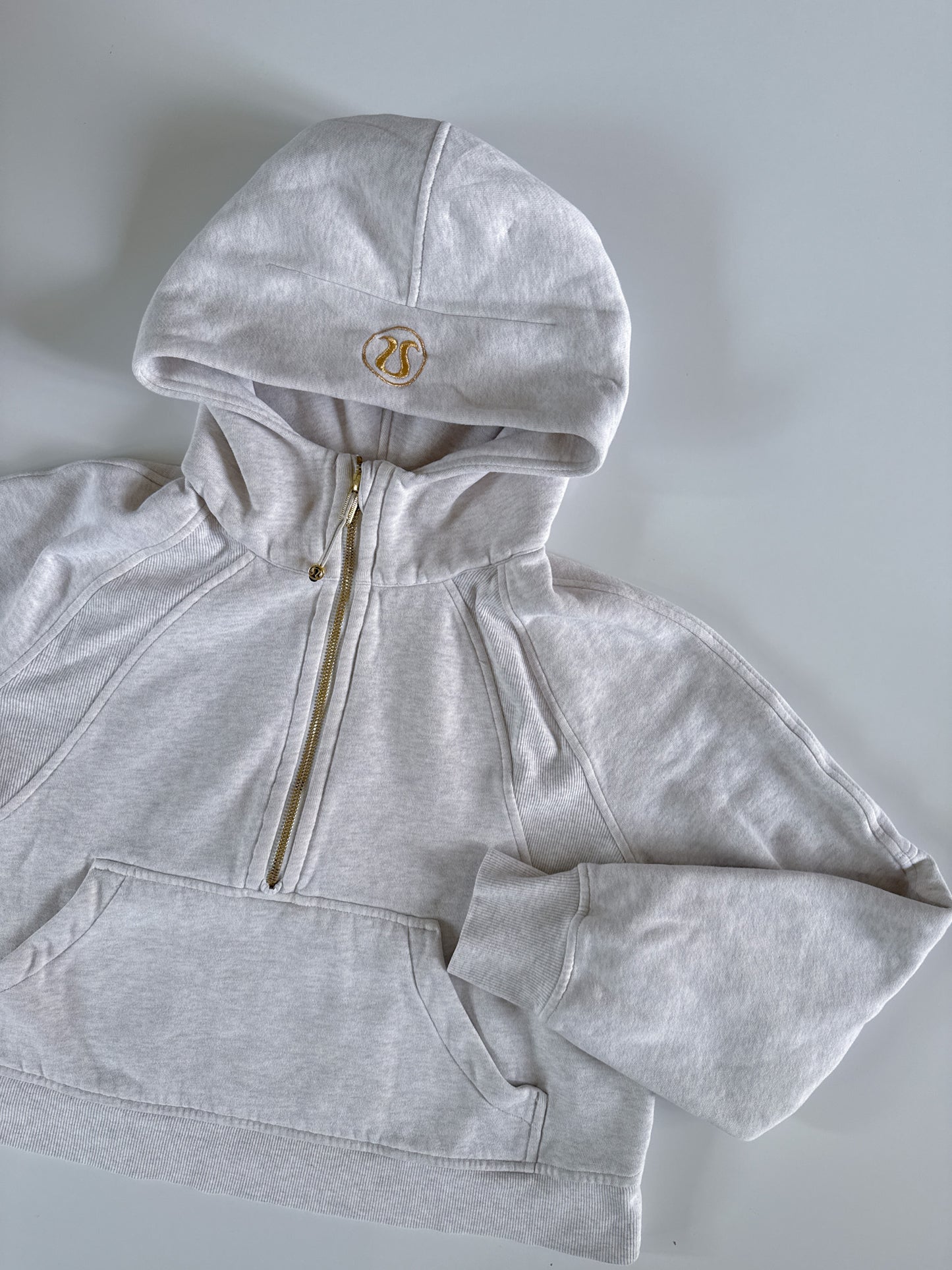 M/L Gray/Gold Zip Half-Zip Scuba