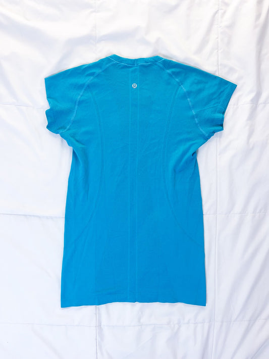 Size 8 Blue Swiftly Short Sleeve flaw