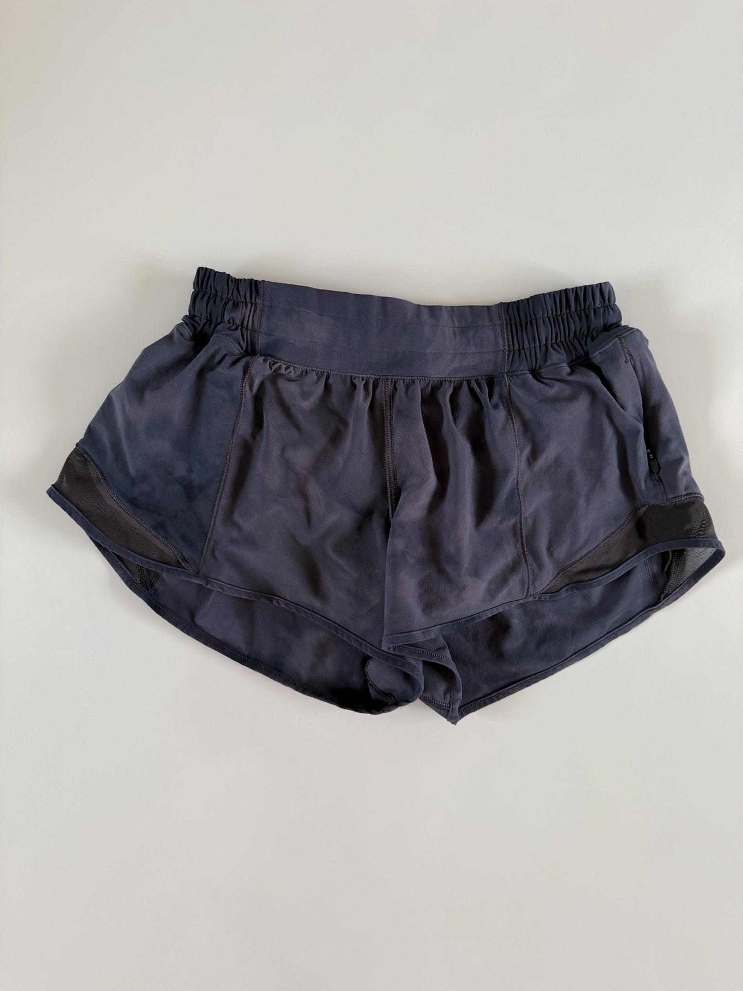 Size 6 RARE Diamond Dye Hotty Hot 2.5"