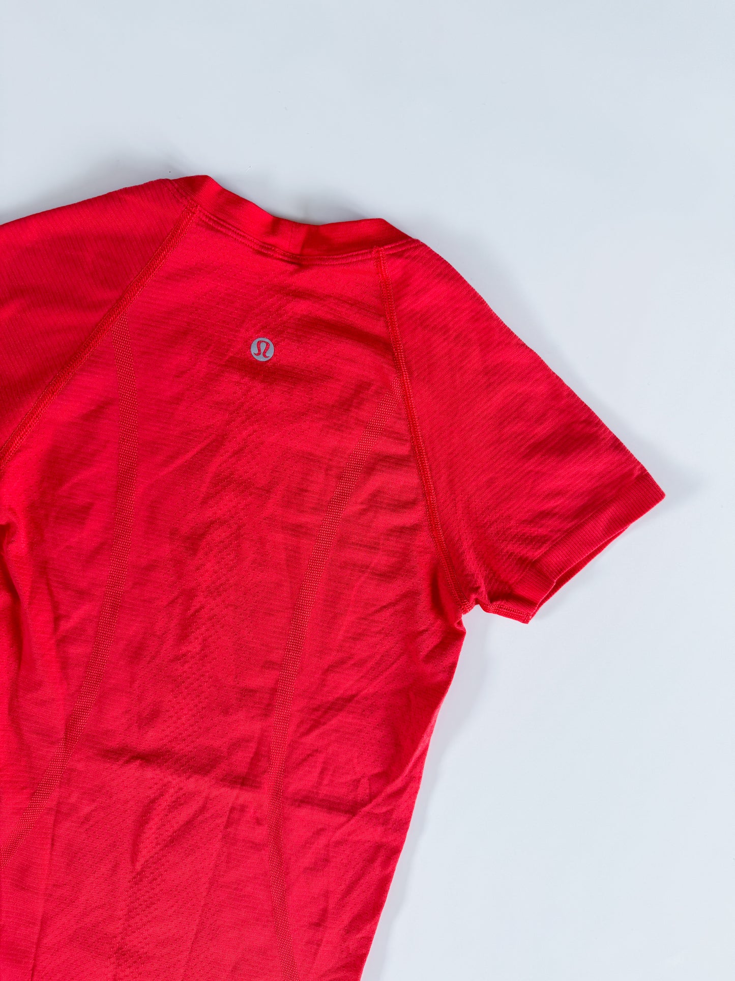 Size 2,4,6 RARE Carnation Red Swiftly Tech Short Sleeve 2.0
