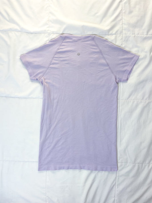 Size 6 Lilac Swiftly Tech Short Sleeve 2.0