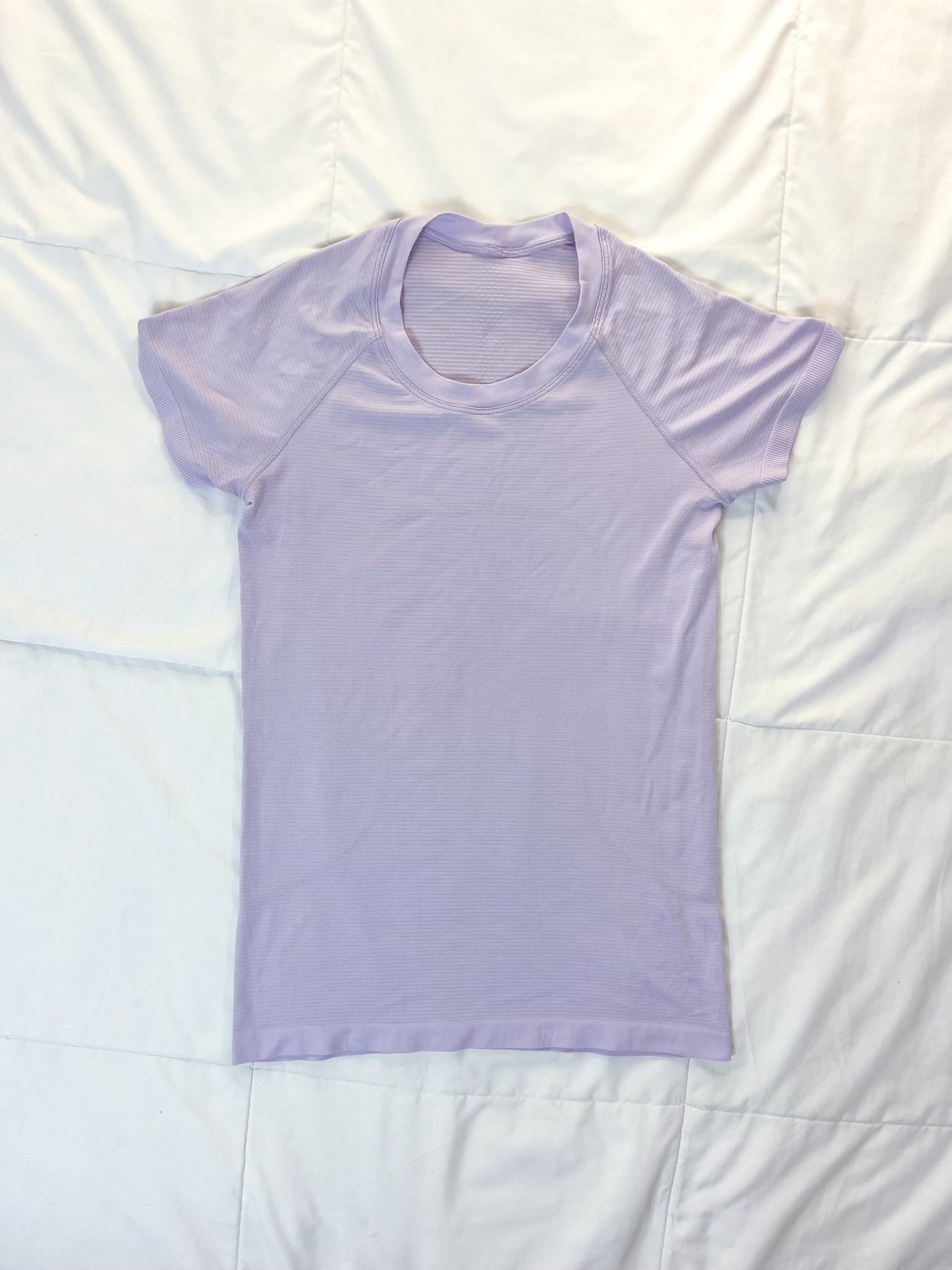 Size 6 Lilac Swiftly Tech Short Sleeve 2.0