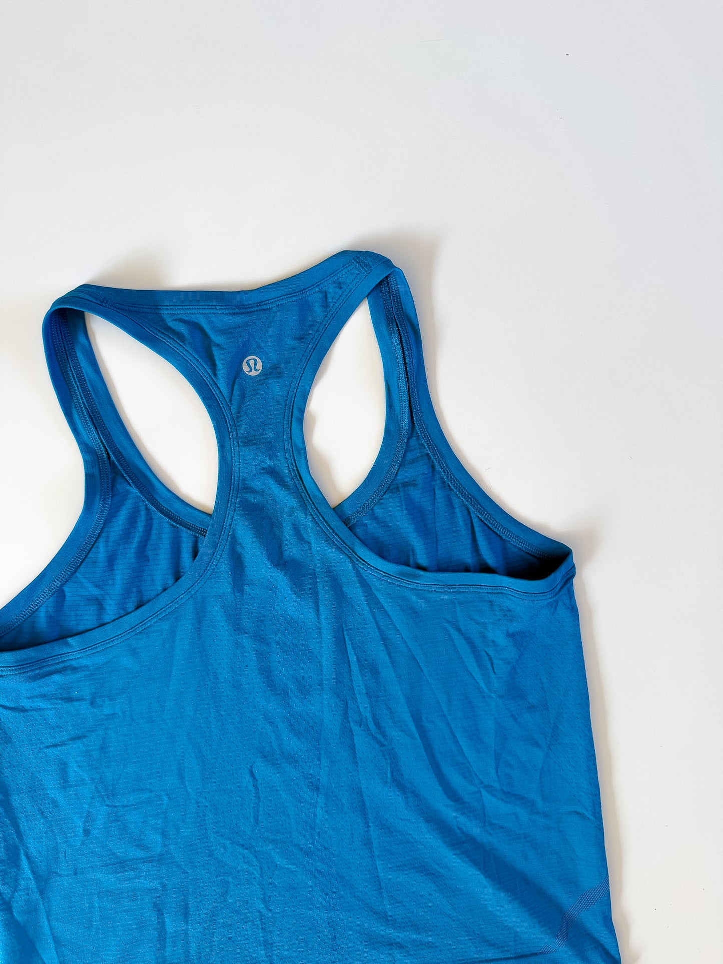 Size 8 Ocean Blue Swiftly Tech Tank 2.0 race