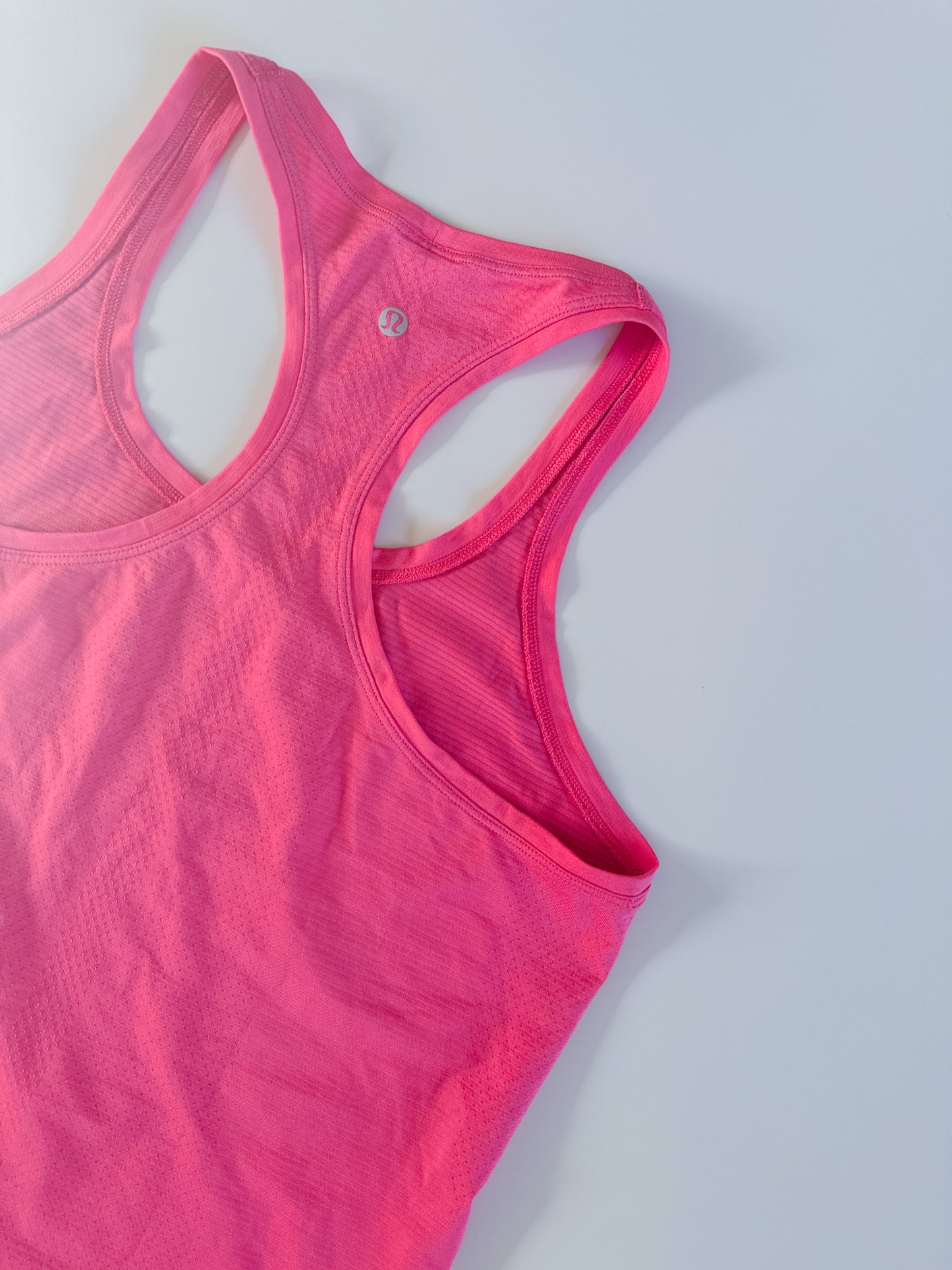 Size 10 Lipgloss Swiftly Tech Tank 2.0 race