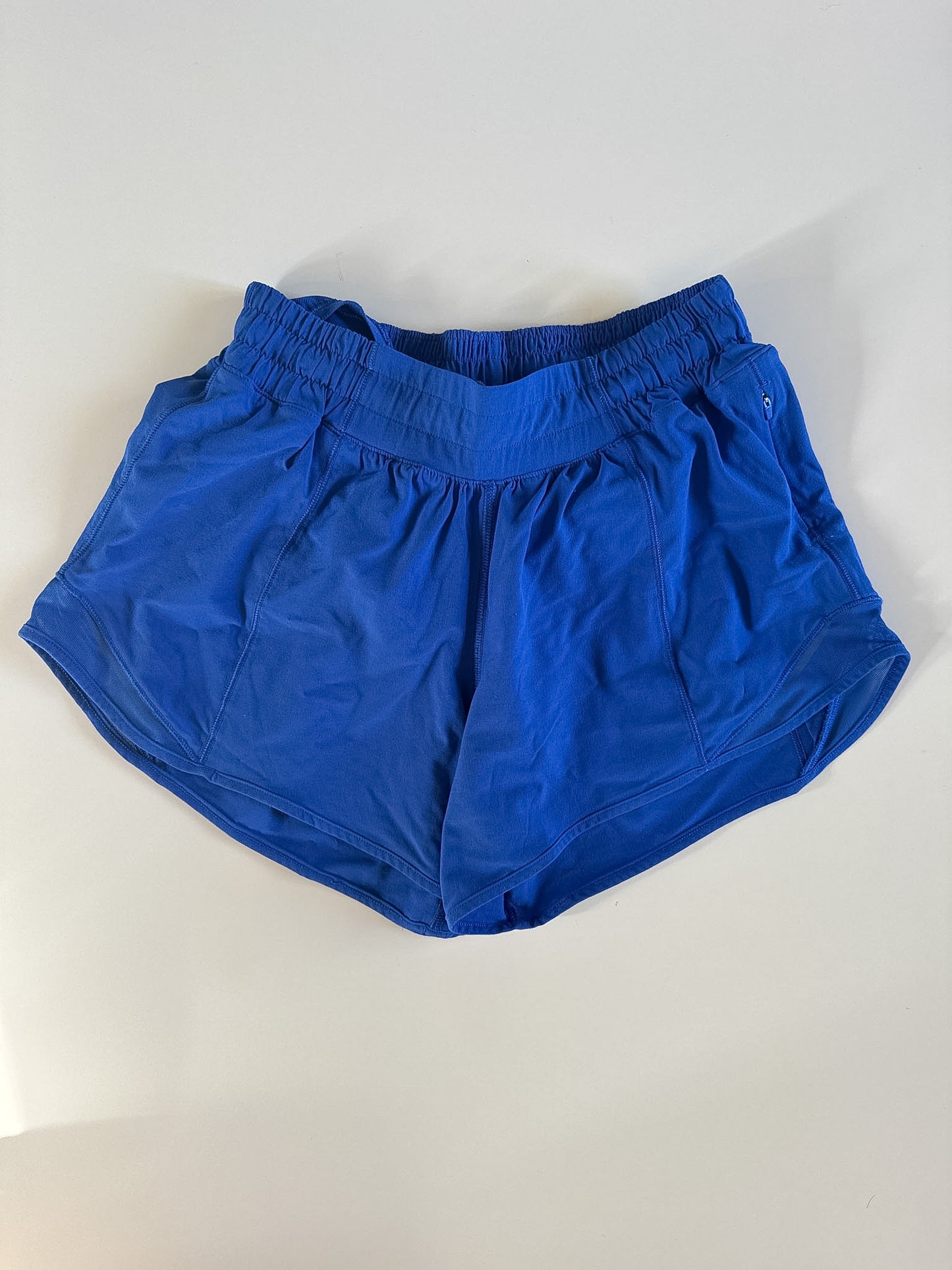 Size 4 Cerulean Blue Hotty Hot 2.5" pilling