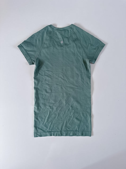 Size 2 Grey Eucalyptus Swiftly Tech Short Sleeve 2.0