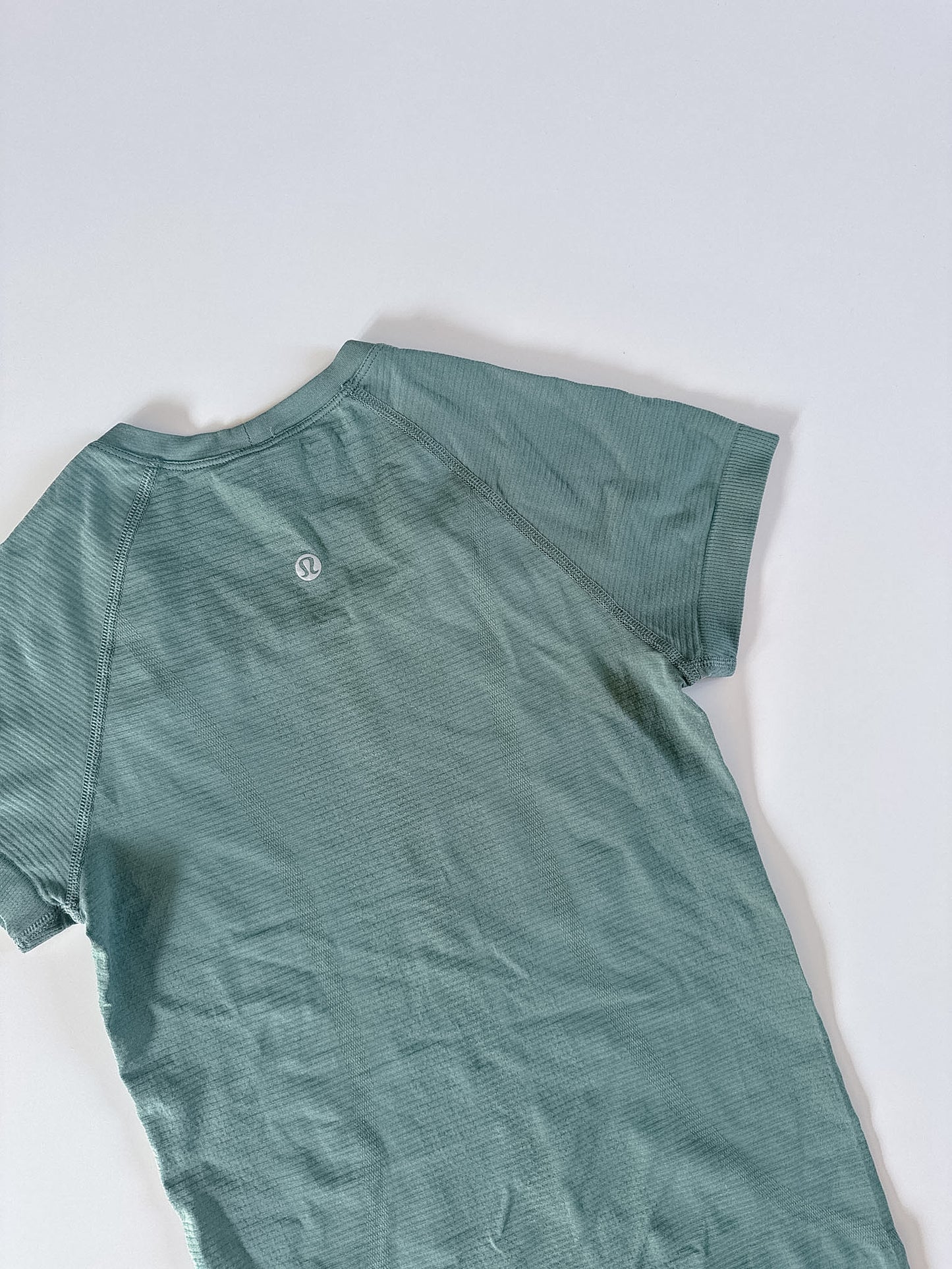 Size 2 Grey Eucalyptus Swiftly Tech Short Sleeve 2.0