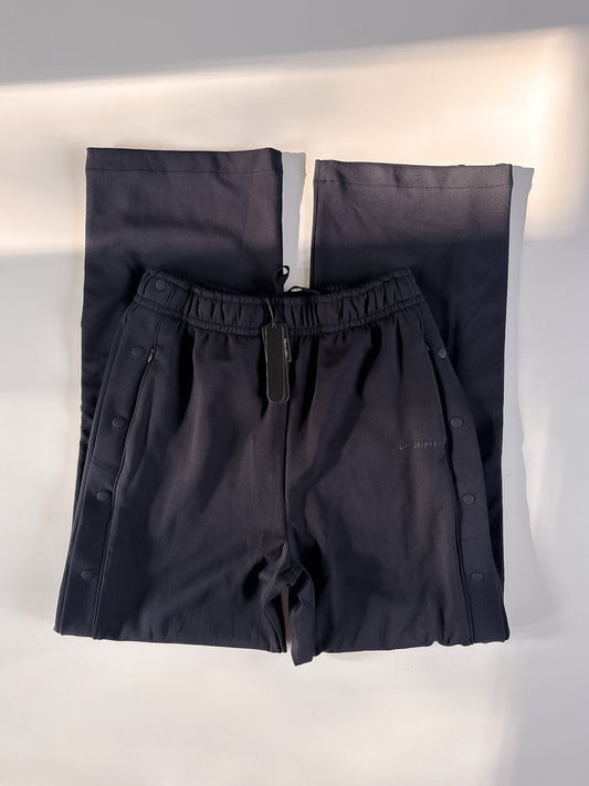 Small NWT NlKEXSKIMS Matte Tricot Pant
