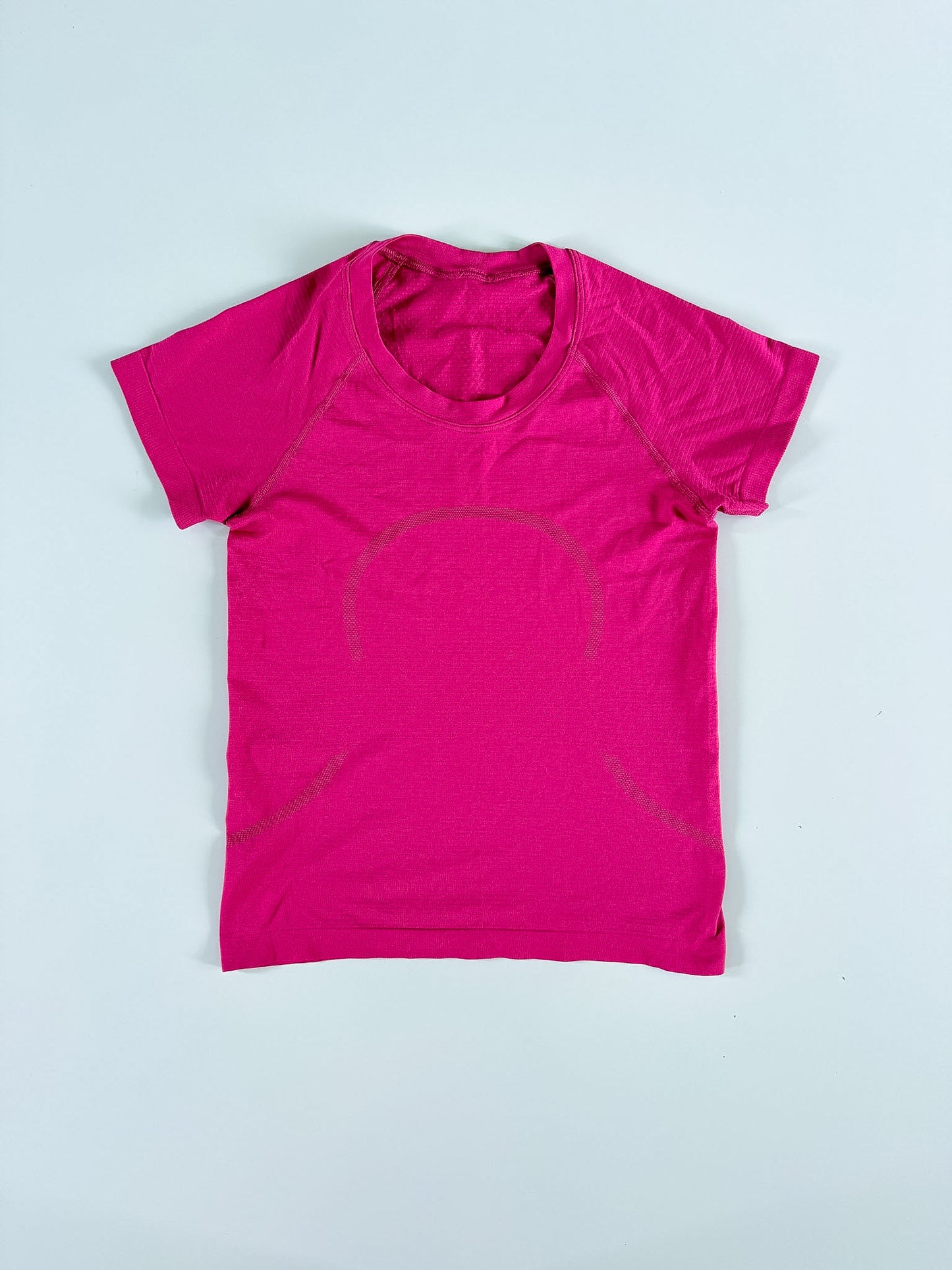 Size 4 Pomegrante Swiftly Tech Short Sleeve 2.0 race