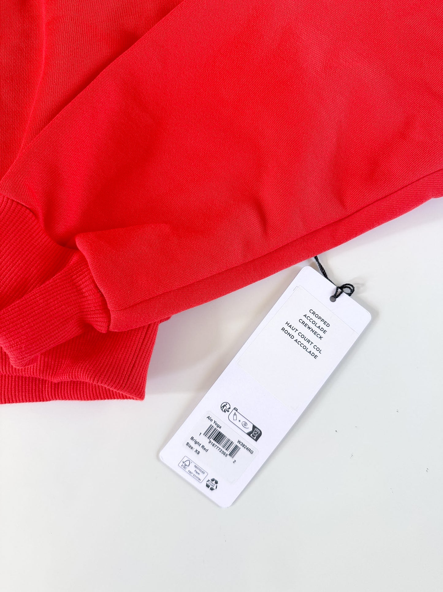 XS RARE NWT Bright Red AccoIade Crew