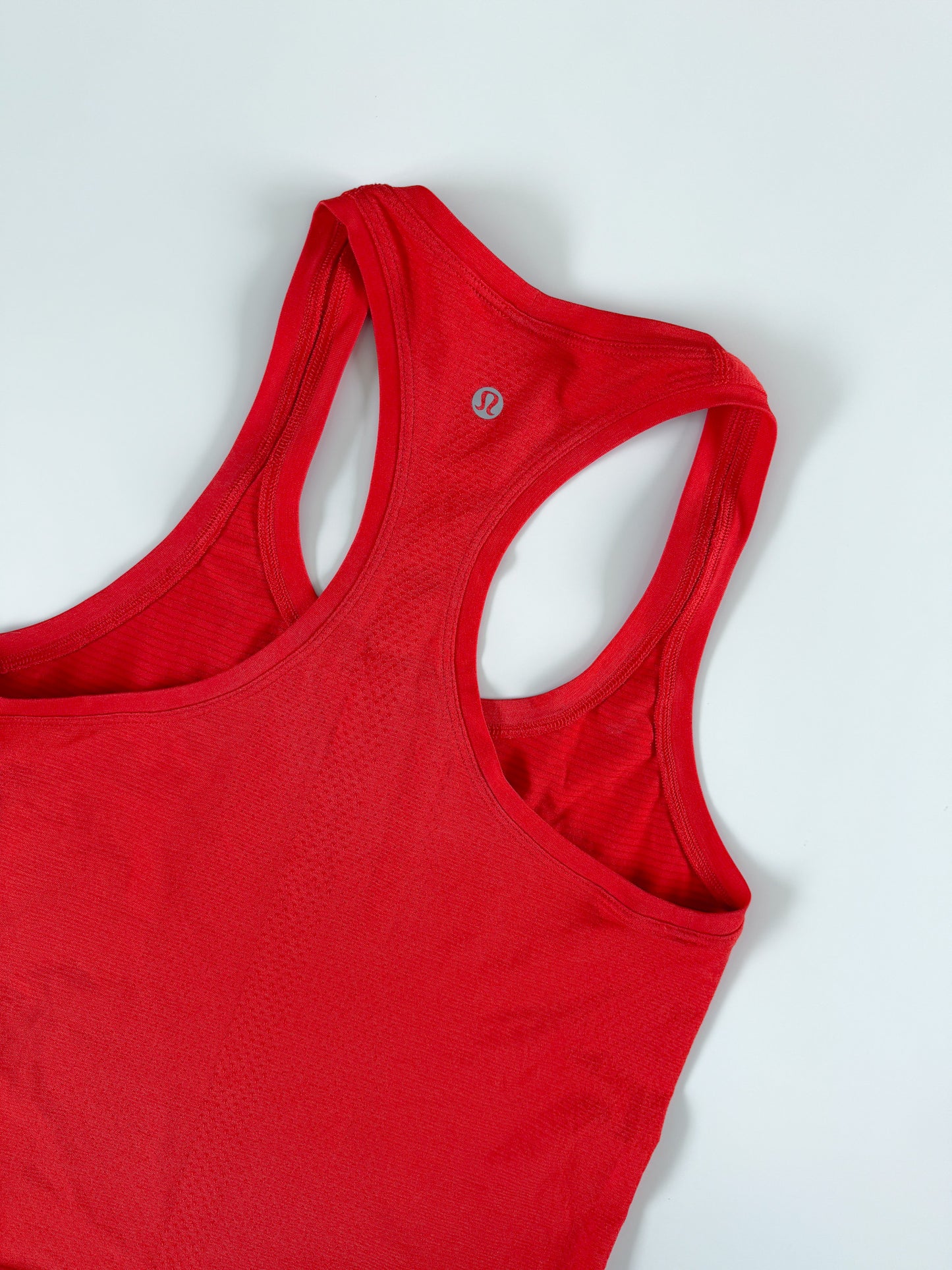 Size 4 Hot Heat Swiftly Tech 2.0 race