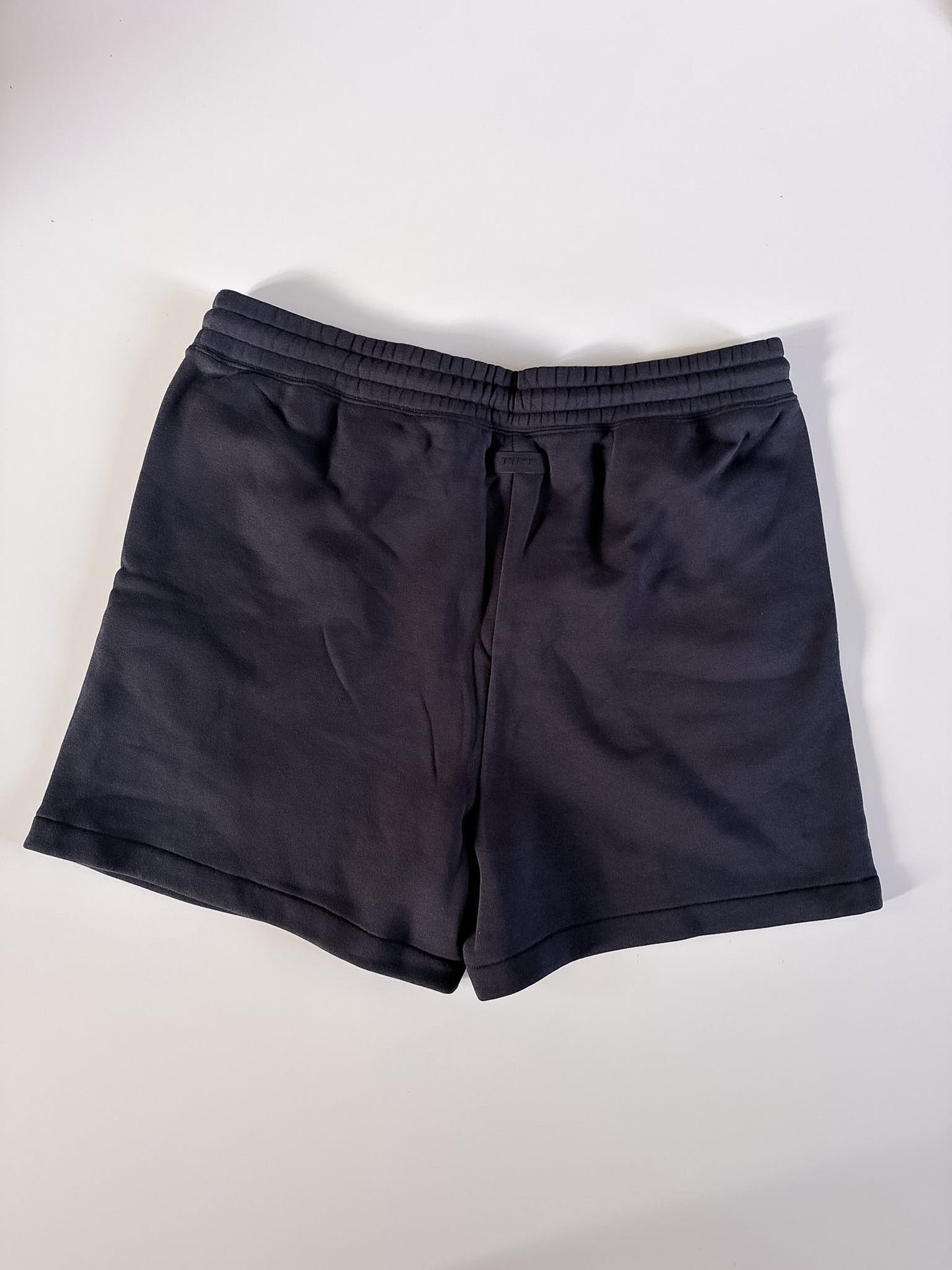XL NWT SKIMS Fleece Lounge Relax Short