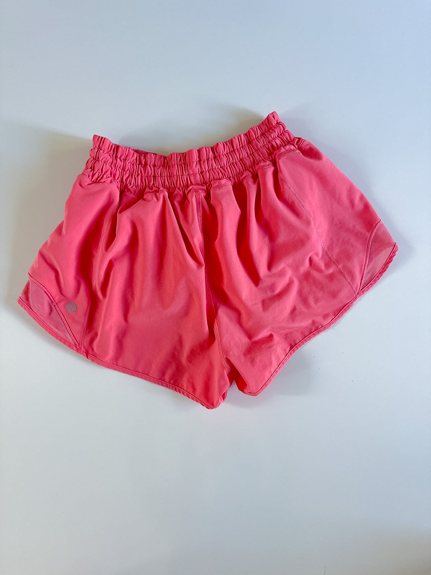 Size 6 Raspberry Cream Hotty Hot 2.5 descripition