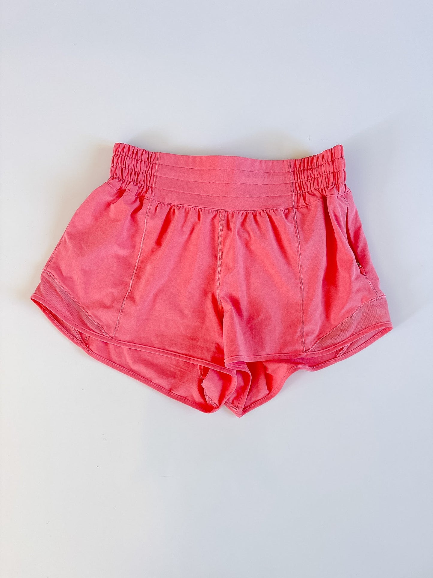 Size 4 Sakura Pink HIGHRISE Hotty Hot 2.5" description