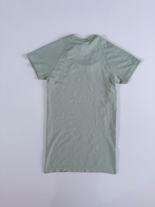 Size 0,2 Fog Green Swiftly Tech Short Sleeve 2.0