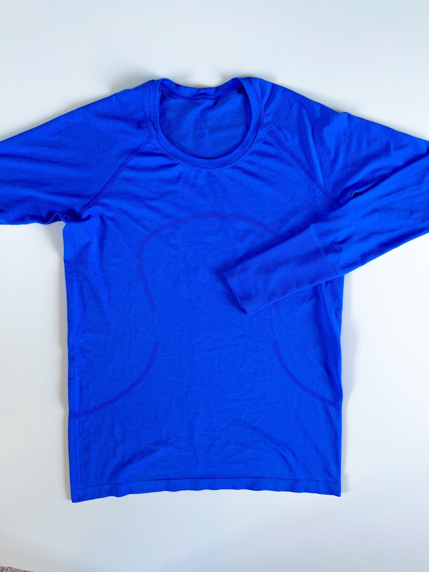 Size 12 Royal Blue Swiftly Tech Long Sleeve 2.0