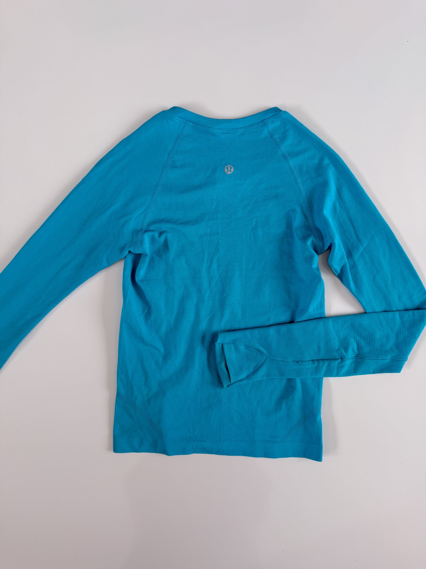 Size 2 RARE Hawaiian Blue Swiftly Tech Long Sleeve 2.0