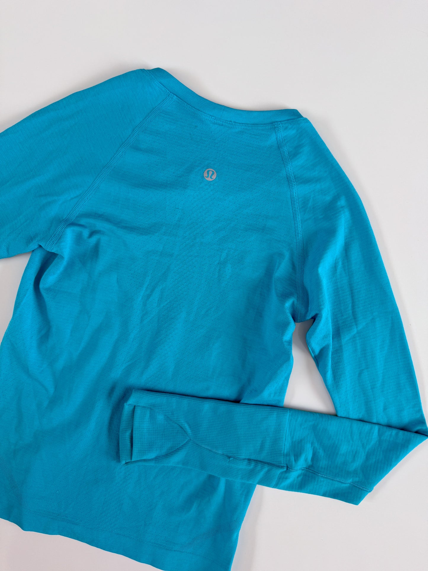 Size 2 RARE Hawaiian Blue Swiftly Tech Long Sleeve 2.0