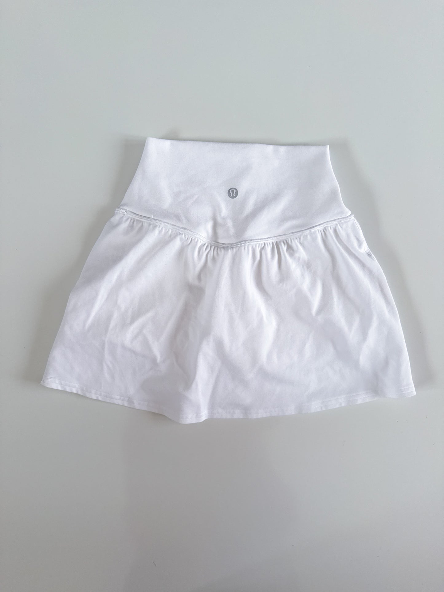 Size 2 Bright White Align Skirt