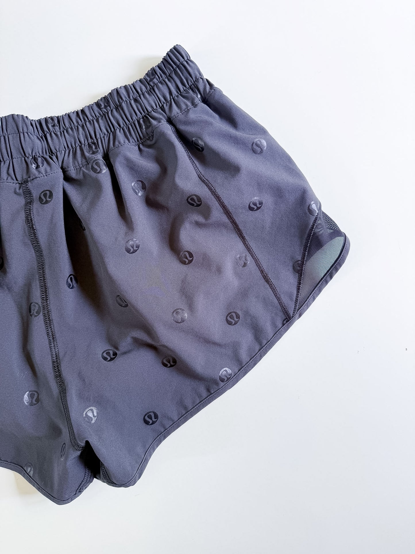 Size 8 RARE Black Logo Hotty Hot 2.5"