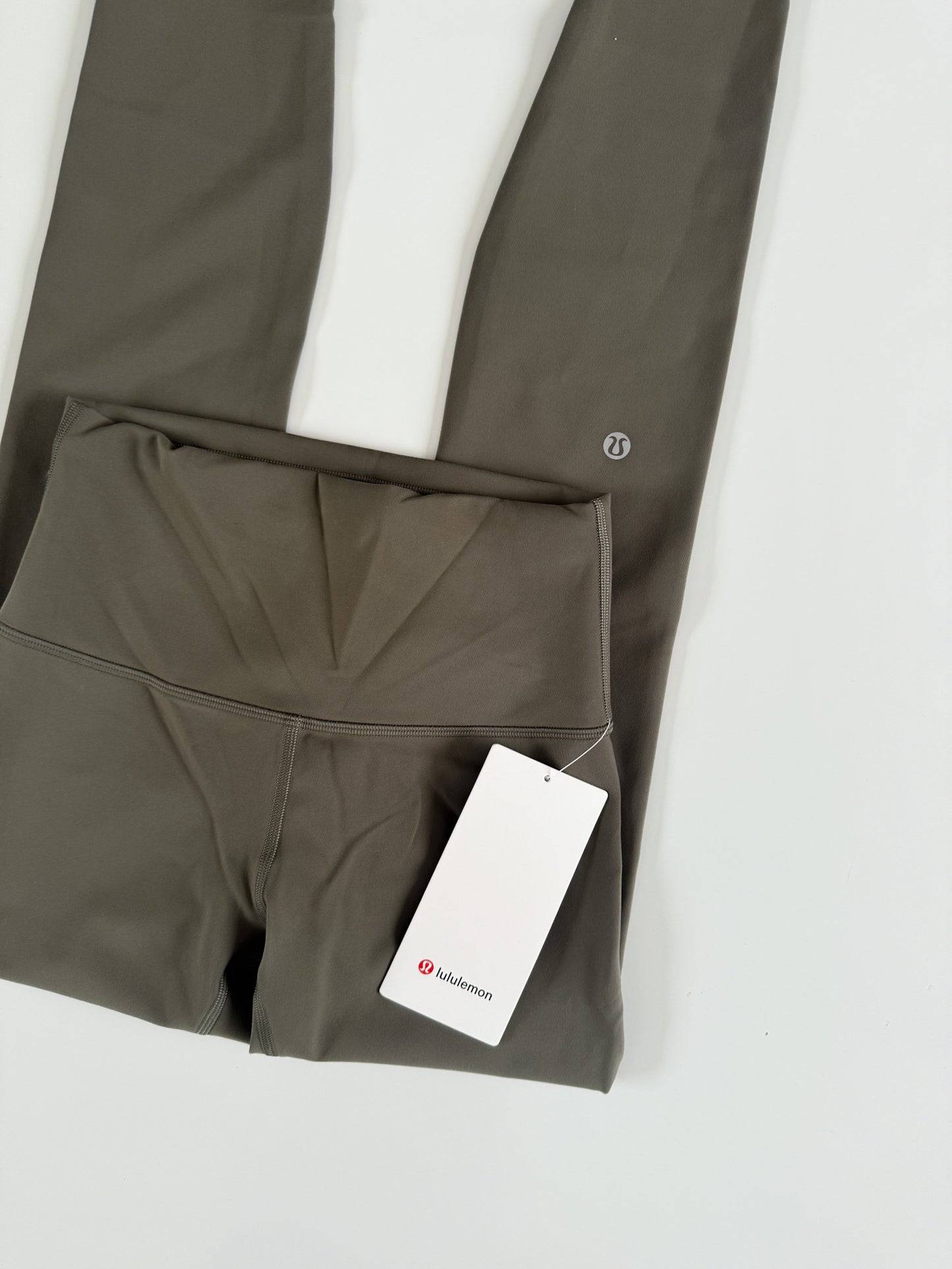Size 4 NWT Army Green Wunder Train 28"
