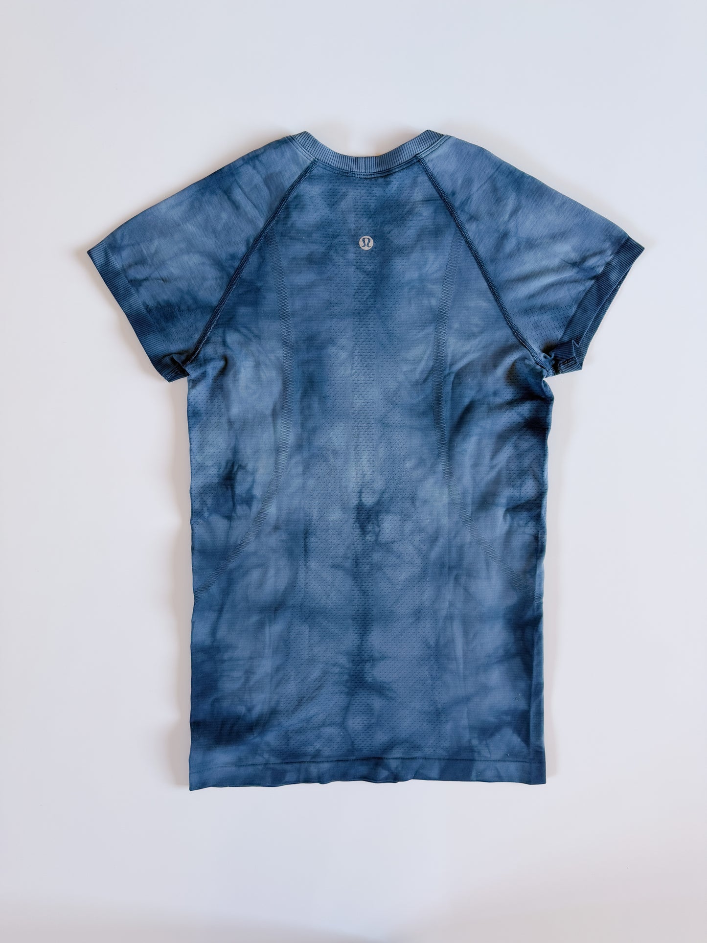 Size 4 RARE Marble Dye Swiftly Tech Short Sleeve 2.0