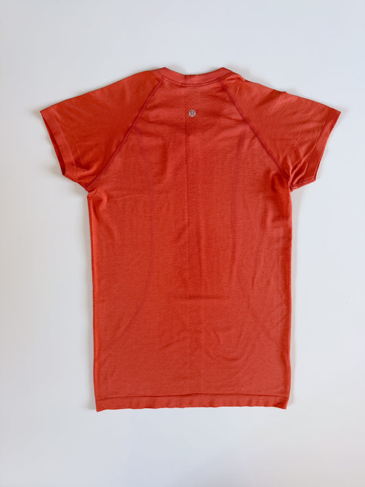 Size 8 Orange Swiftly Tech Short Sleeve 2.0