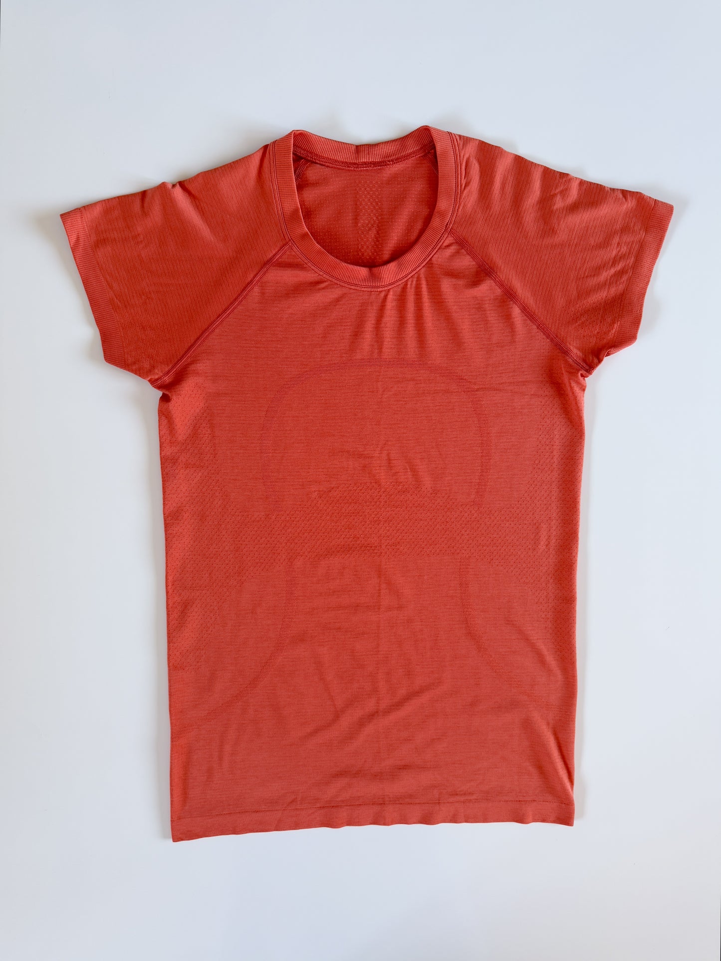 Size 8 Orange Swiftly Tech Short Sleeve 2.0