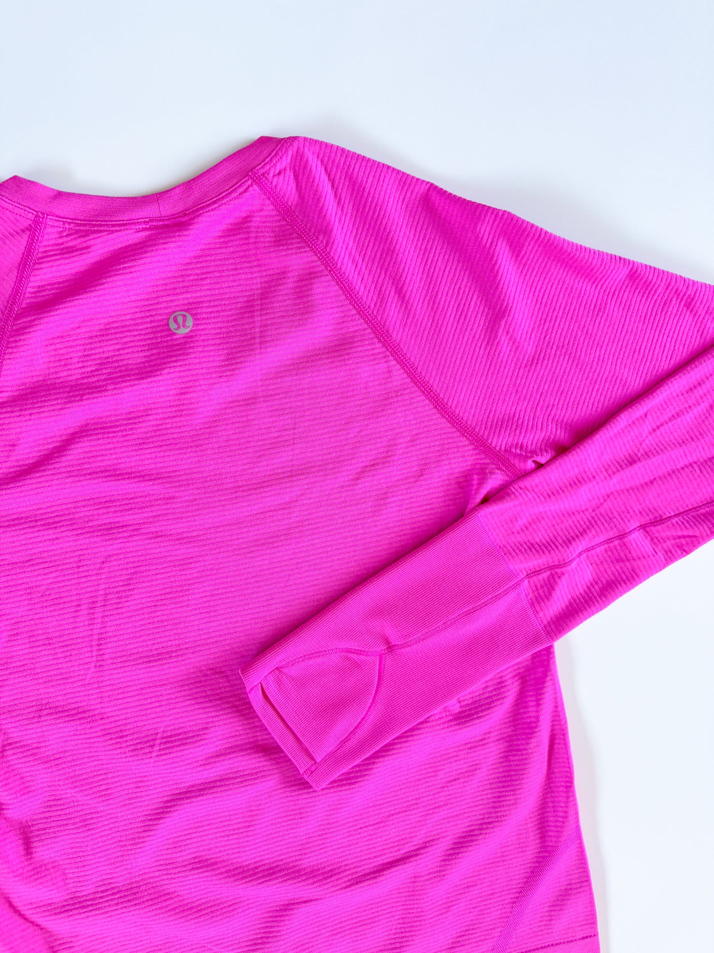 Size 4 Pow Pink Swiftly Tech Long Sleeve 2.0 race