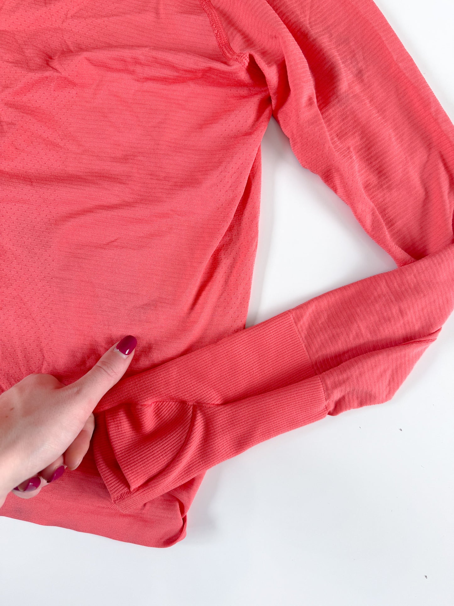 Size 10 Orange Swiftly Tech Long Sleeve 2.0 race flaw