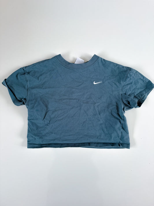 XS NIKE Cropped T-Shirt
