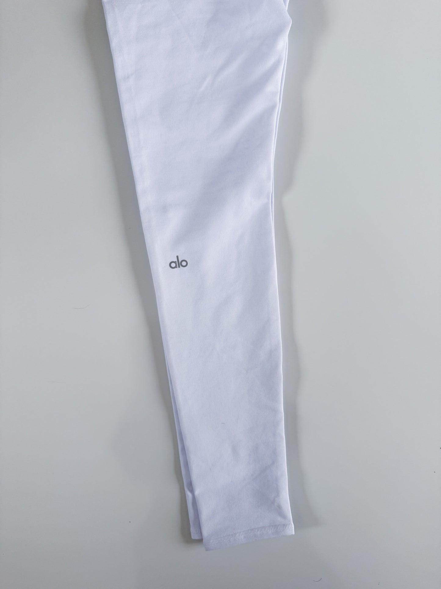 Medium White Alo Legging