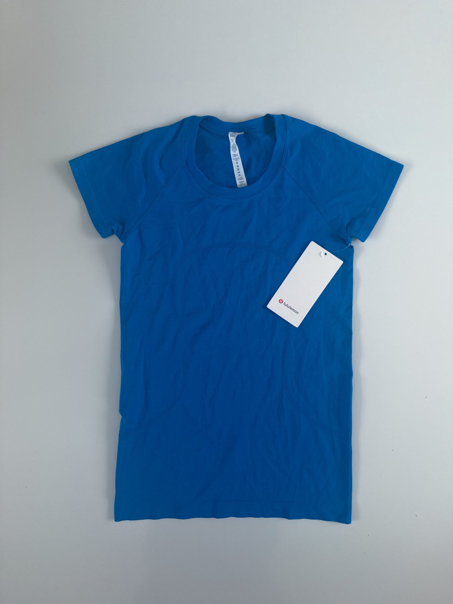 Size 6 RARE NWT Poolside Swiftly Tech Short Sleeve 2.0