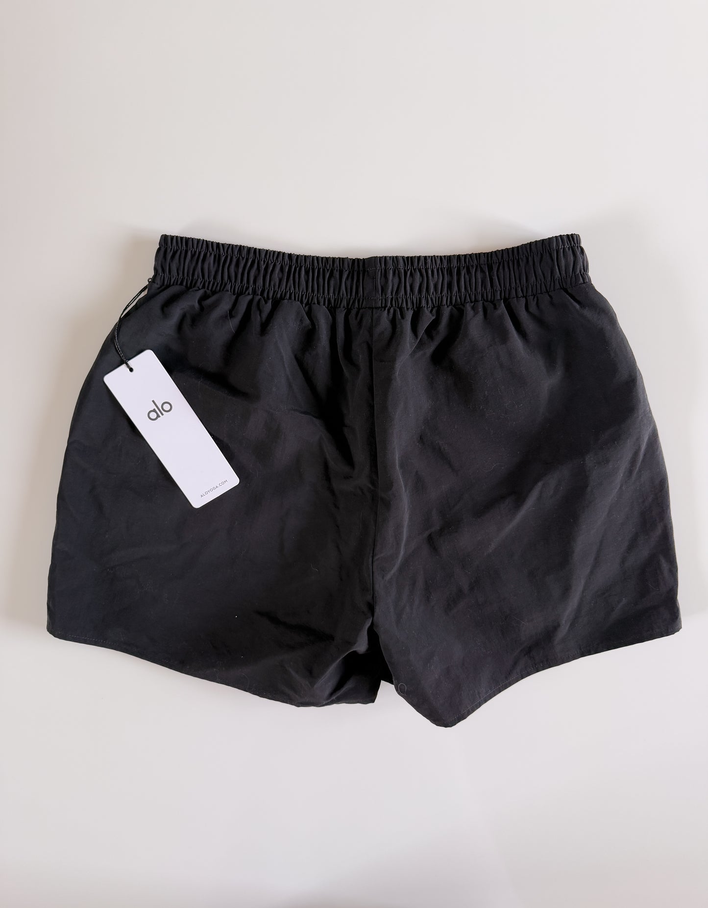 Medium NWT ALO Alumni Short