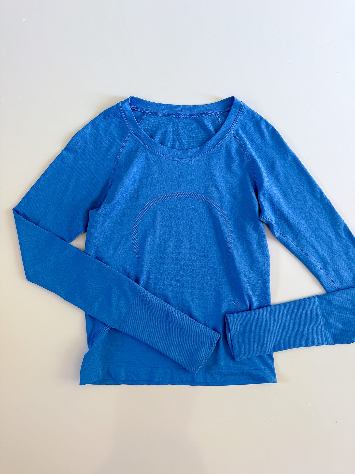 Size 4 RARE Blue Nile Swiftly Tech Long Sleeve 2.0 race